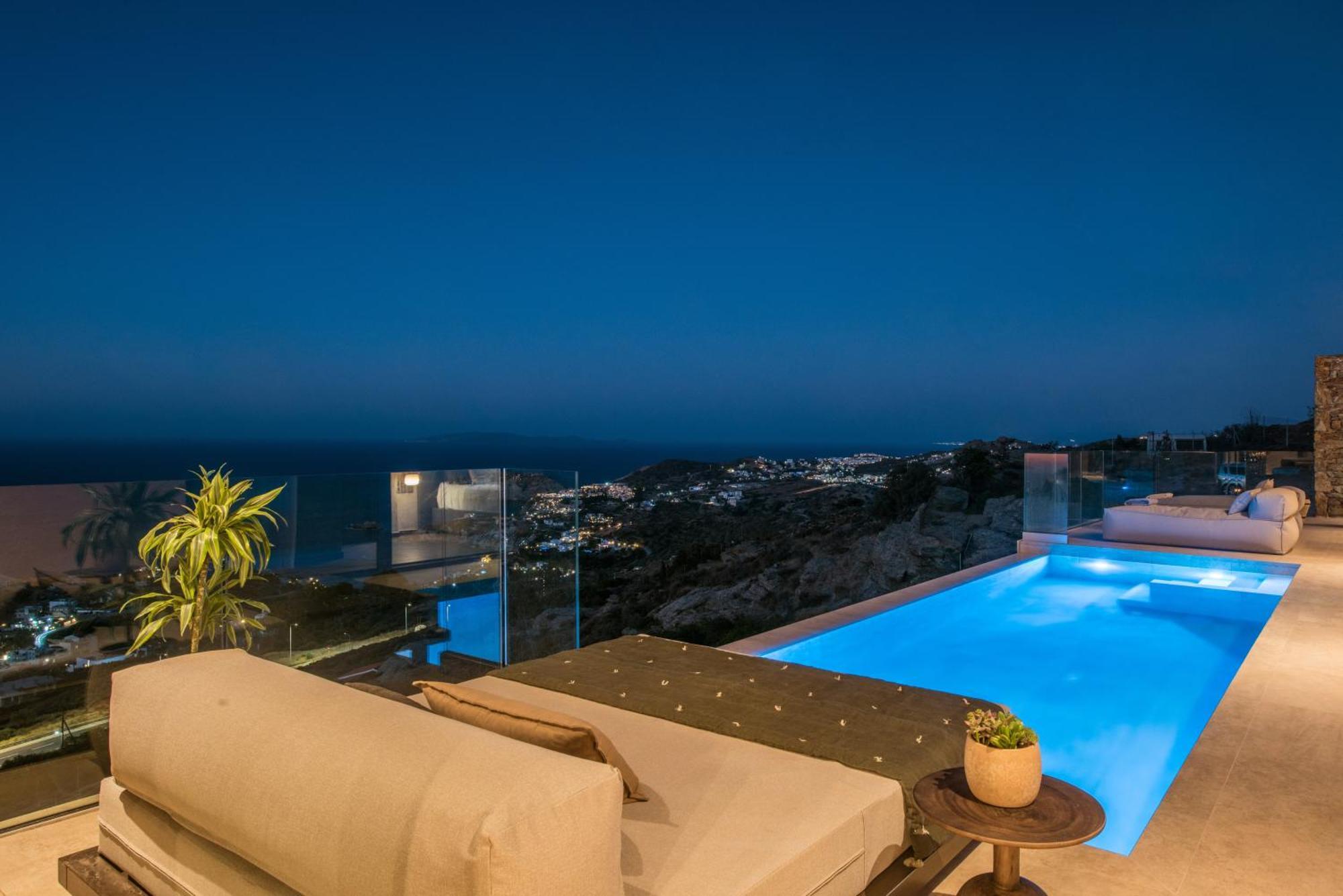 Villa Helios - Elevate Your Senses Айя-Пелагія Екстер'єр фото