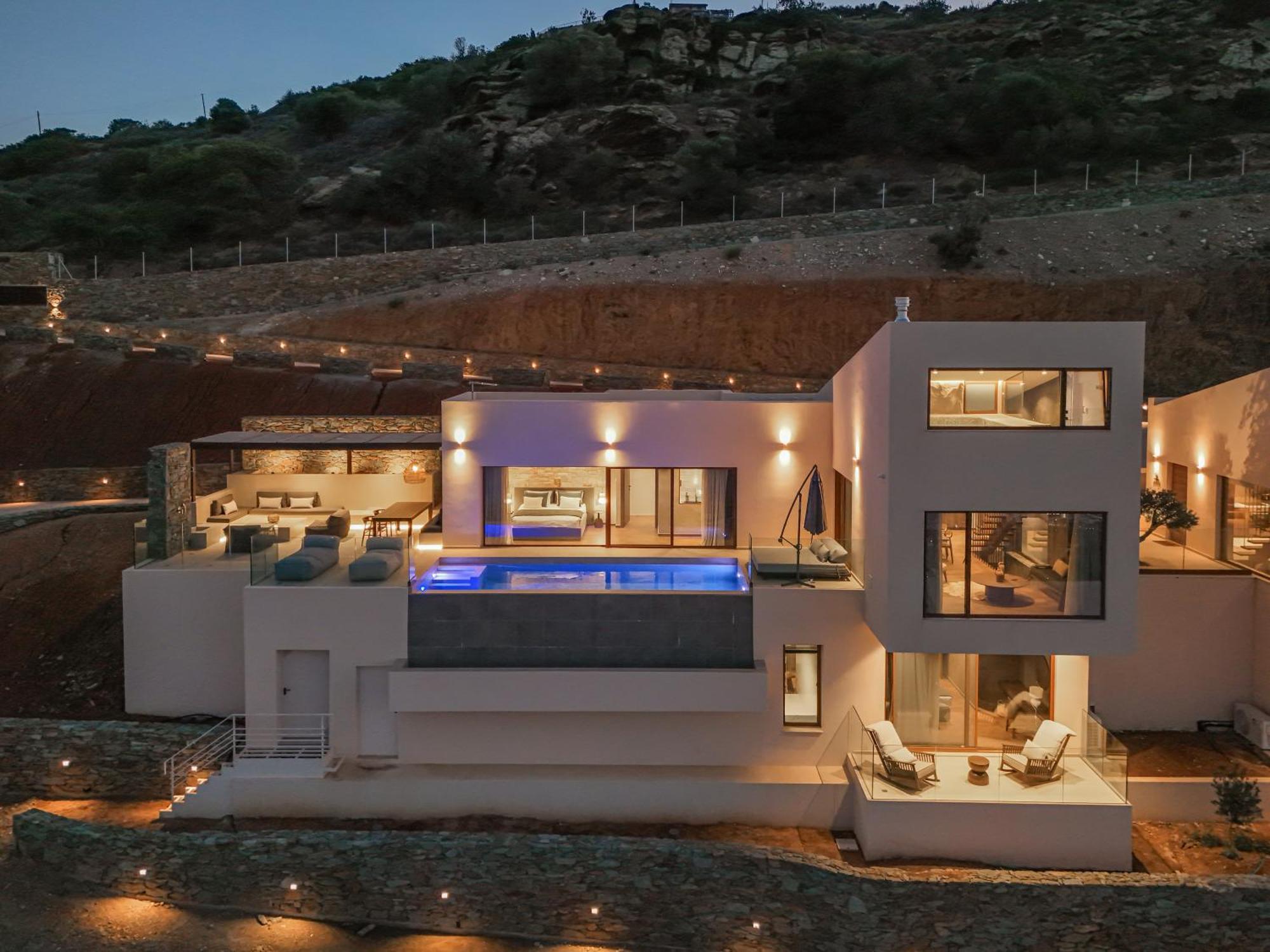 Villa Helios - Elevate Your Senses Айя-Пелагія Екстер'єр фото